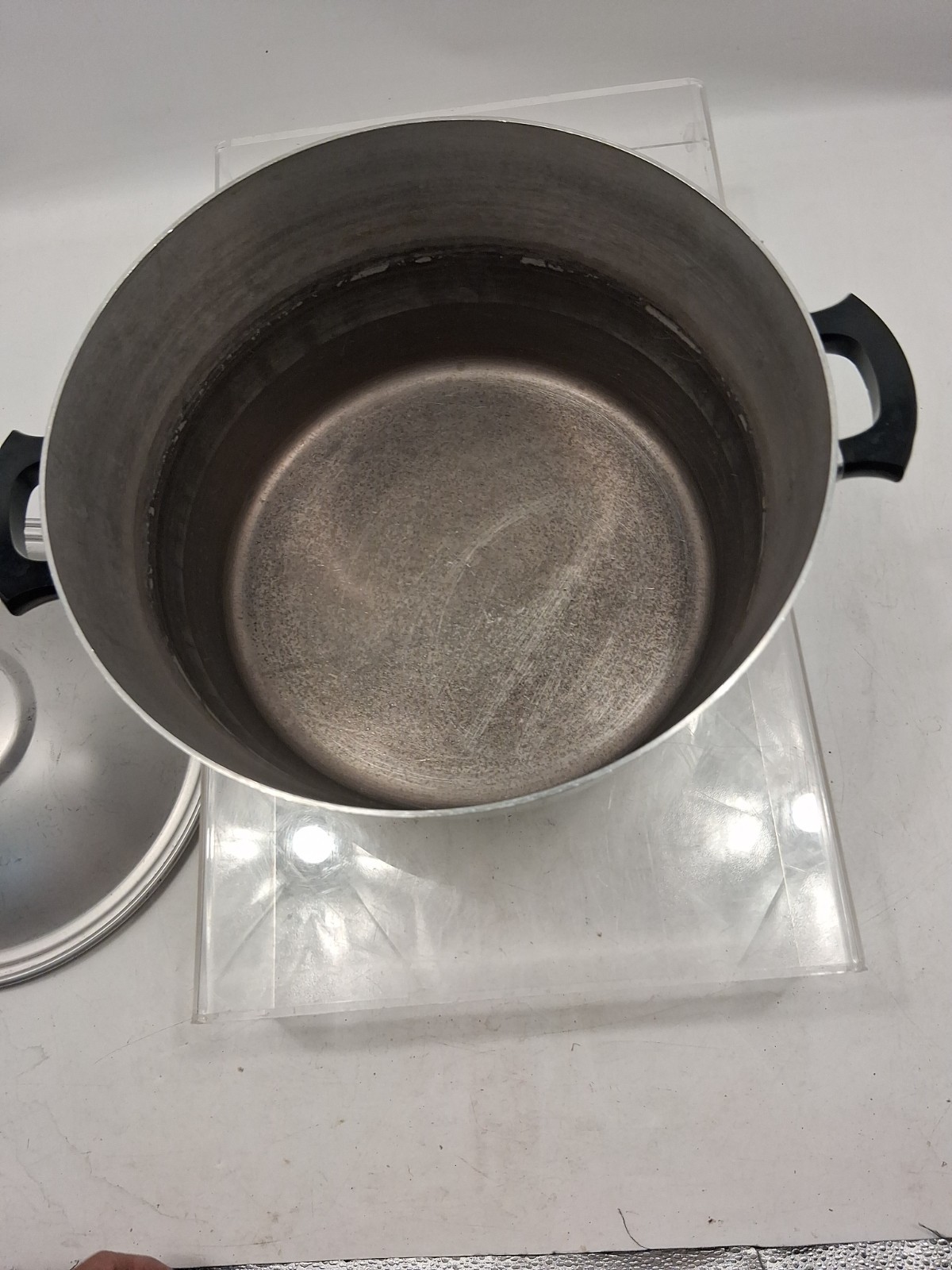 Vintage Wear-Ever Large 8 Quart Aluminum Stock Pot Dutch Oven #728 1/2 W/Lid