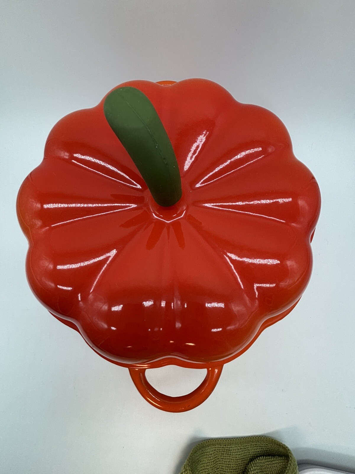 Technique Enamel Lidded Dutch Oven Pumpkin 3 Qt