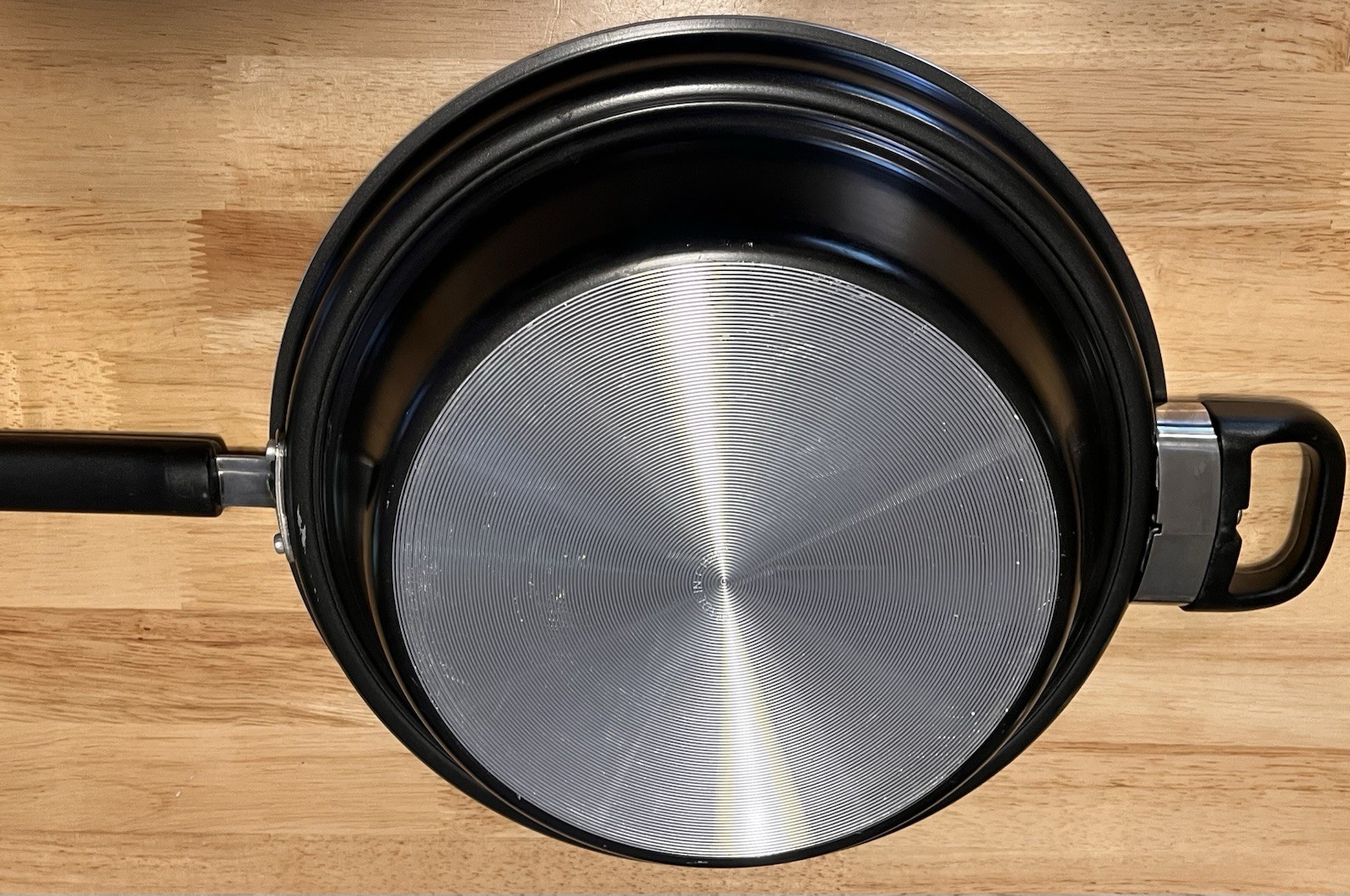 The Turbo Cooker Non-Stick 4-Piece Cookware Set w/ Lid & Rack Black/Silver