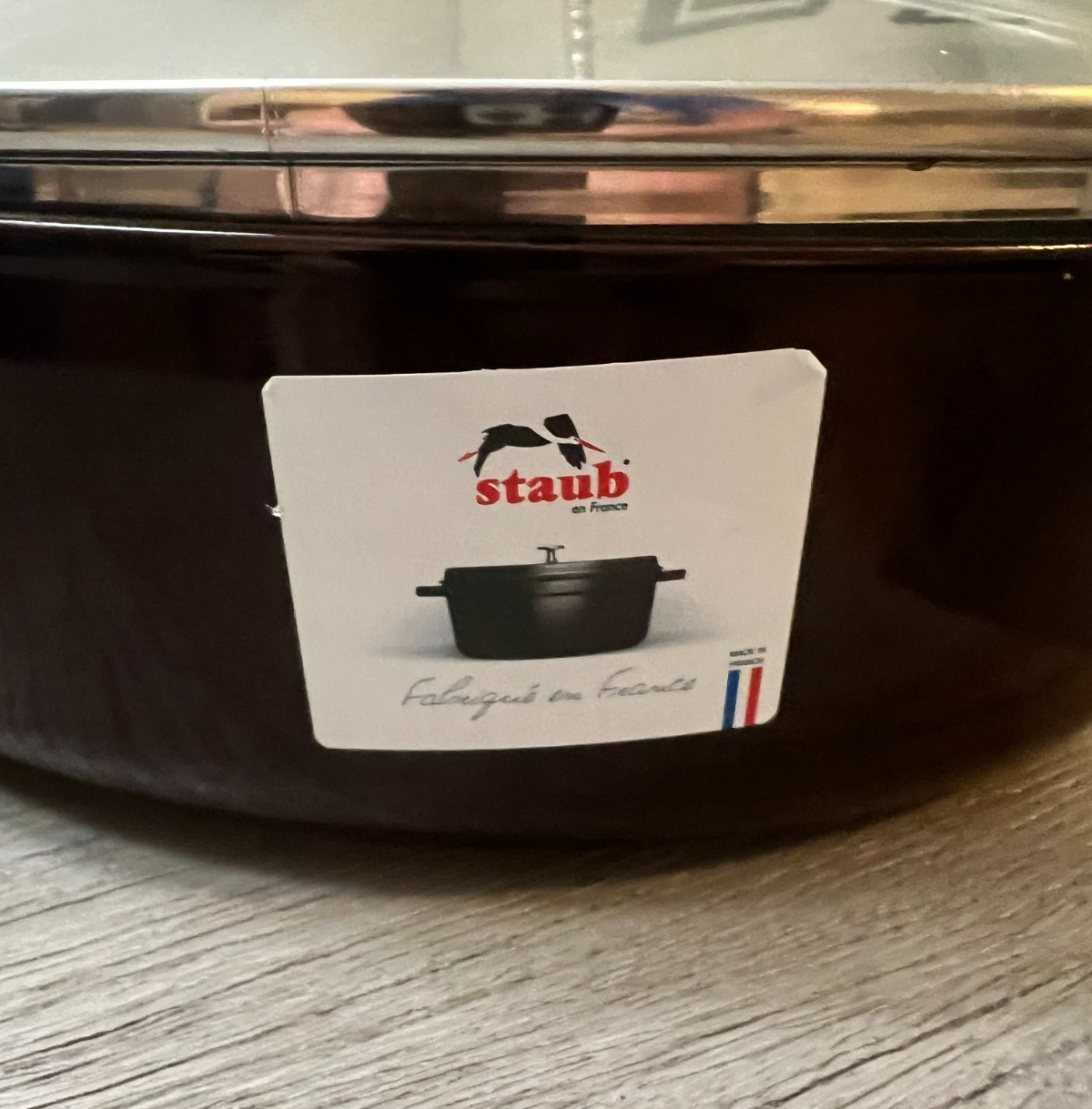 Staub Cast Iron 4.25-qt Shallow Wide Oval Cocotte with Glass Lid – Grenadine NEW