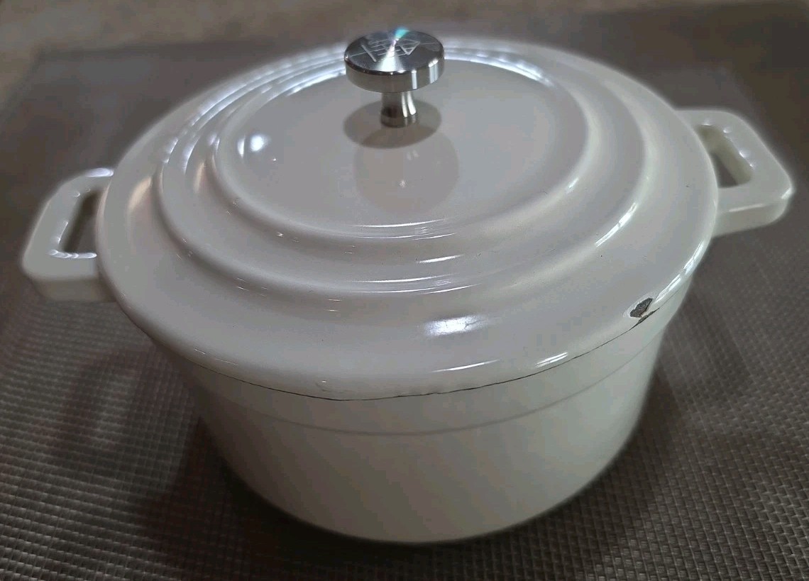 Hearth & Hand W/Magnolia Cast Iron Casserole Pot Mini Dutch Oven .5 Qt White 5″