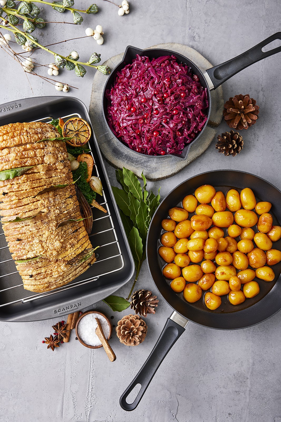 Scanpan Classic 15.25″ x 10.5″ Roasting Pan, 5.25 Qt.