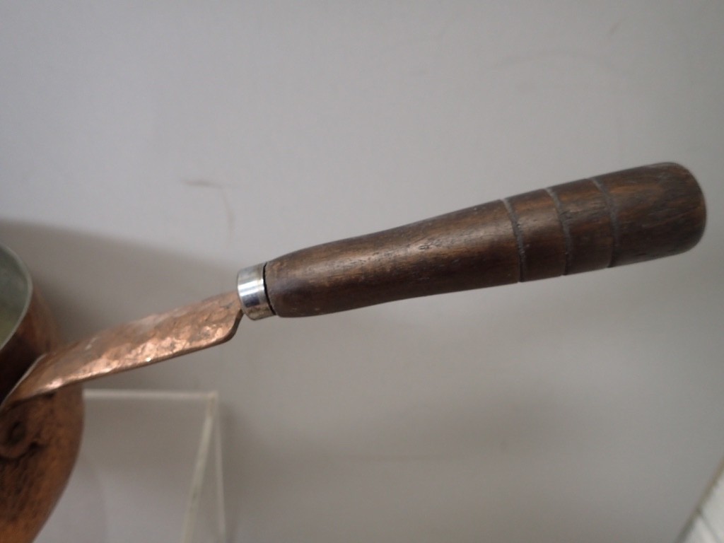 Vintage Hand Hammered Copper Tin Lined Saucepan w/ Wood Handle 6″ x 2.75″
