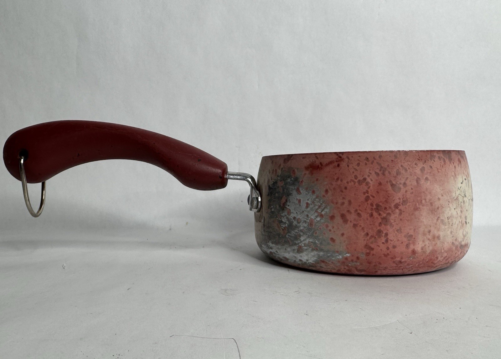 Paula Deen Signature Red Speckled 1 Quart/ 0.9 Liter Sauce Pan Non Stick Used