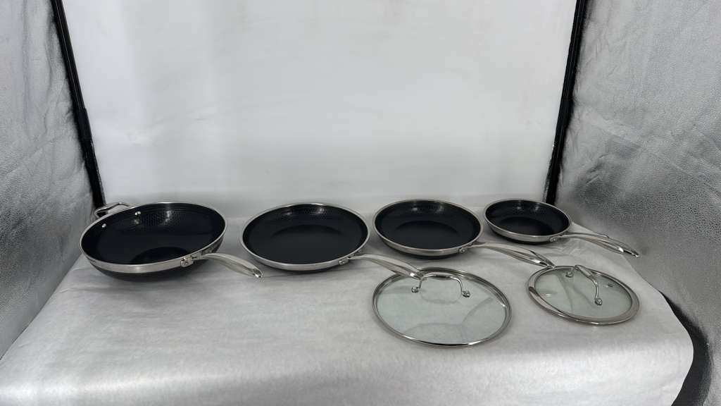 HexClad Hybrid Nonstick Cookware 6 piece set – 4 pans – 2 lids
