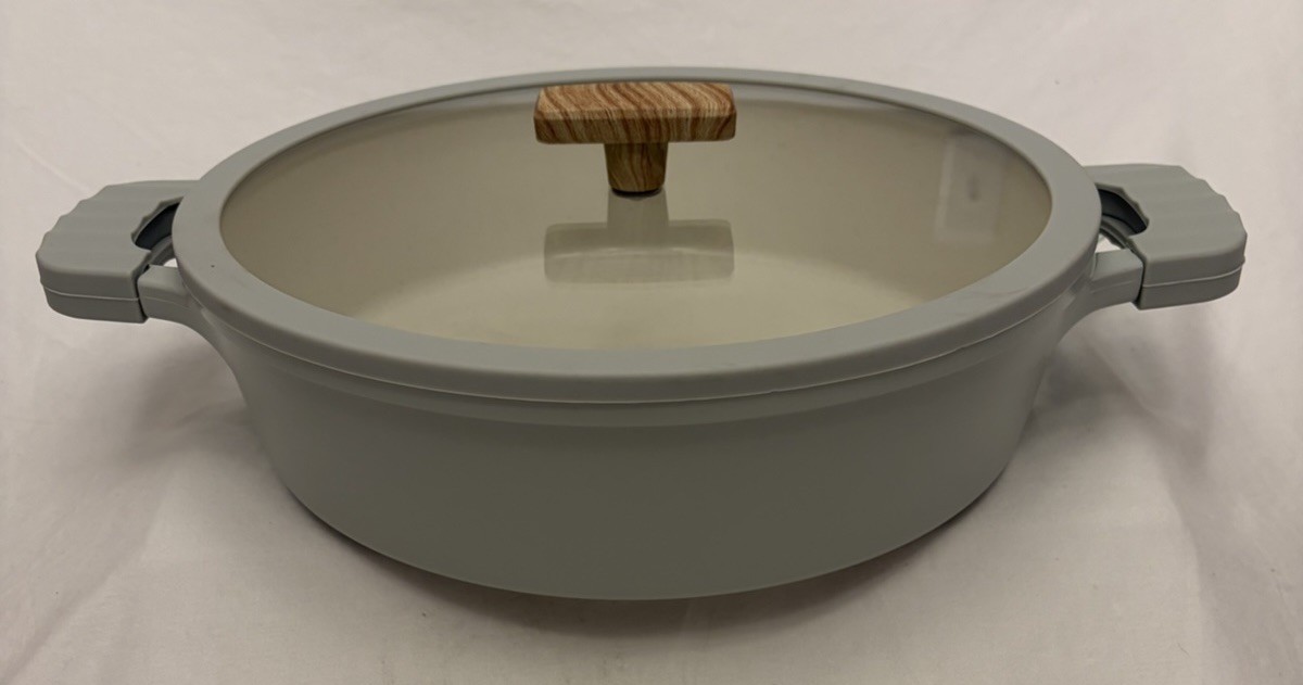 D&W 3.7qt Low Casserole 11” Pan W/Lid Nonstick Seafoam Green W/Handles NEW