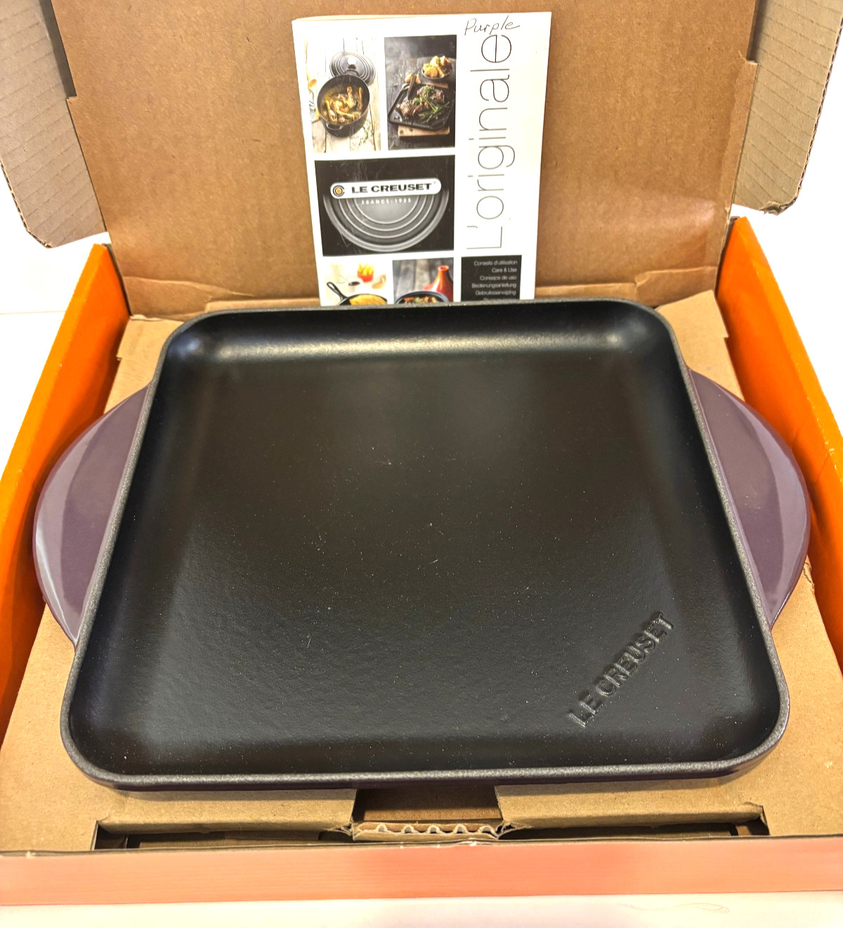 NIB Le Creuset Cast Iron Enameled Square 9.5″ Griddle Cassis Purple