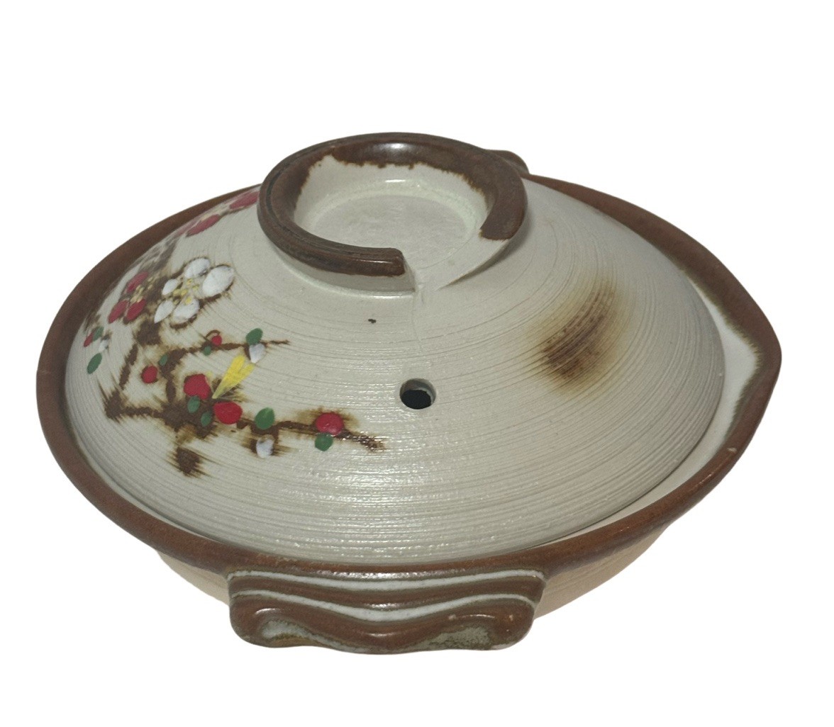 Japanese Donabe Clay Hot Pot Cherry Blossom Design Earthenware 7.5” Made Japan