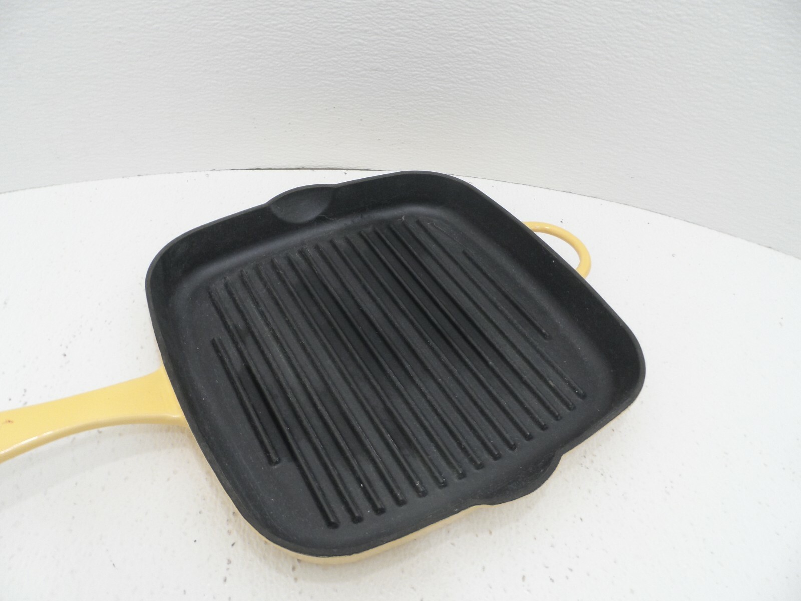 Technique Square Grill Skillet Enamel Cast Iron Cookware Bright Yellow 10″ x 10″