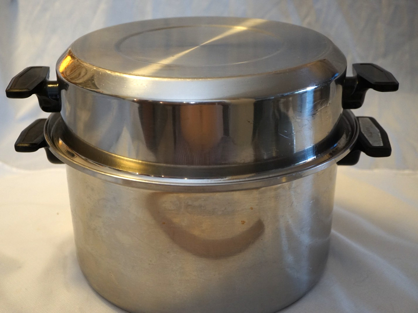 CARICO STOCKPOT 8 QUART W /2 LIDS REGULAR & DOME STAINLESS STEEL MADE IN USA