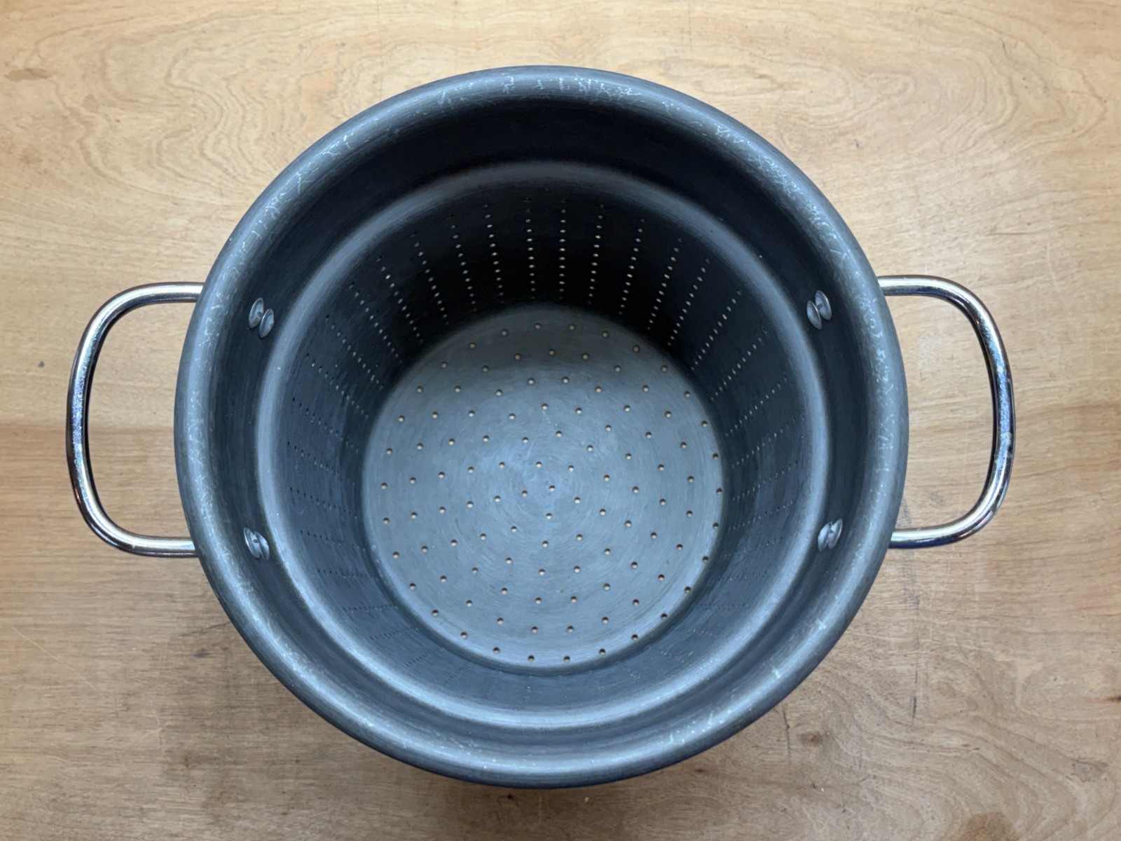 Calphalon Hard Anodized Aluminum Strainer Steamer Insert for 812 12qt Stock Pot