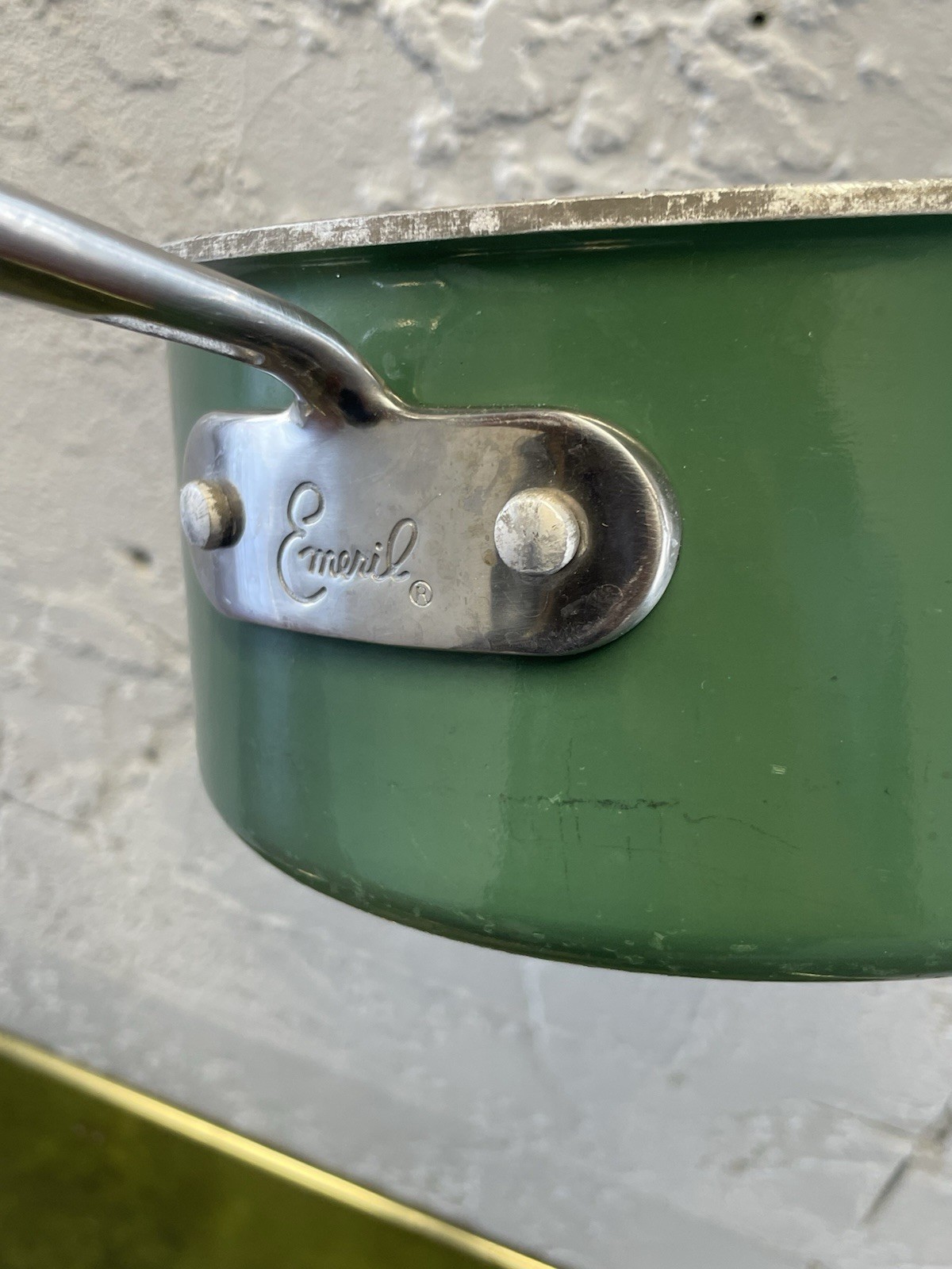 EMERIL 2 Qt Green Sauce Pan Double Pour Spout Steel Pot Handle