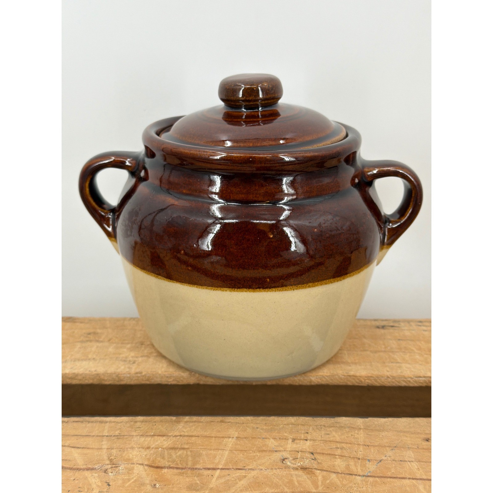 Vintage Monmouth Stoneware 5″ Bean Pot with Lid Ceramic Crock Handles New