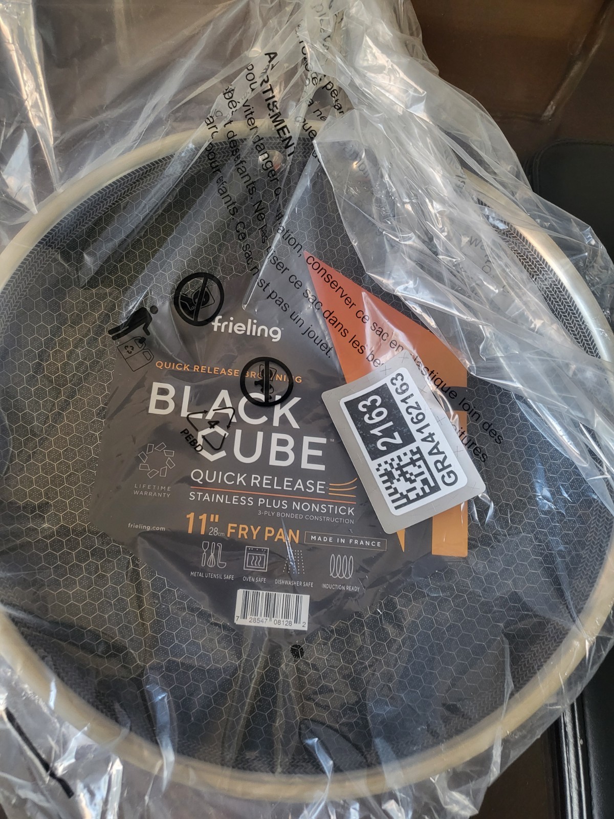 Black Cube 11-Inch Fry Pan with Quick Release for Effortless Cooking