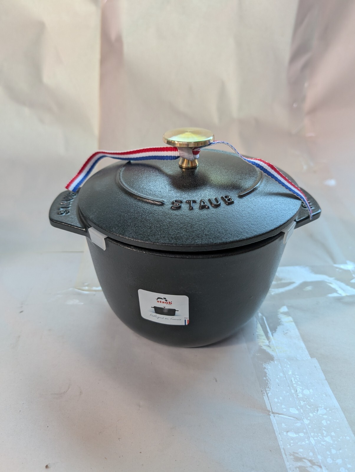 Staub Cast Iron 1.5-qt Petite French Oven – Matte Black