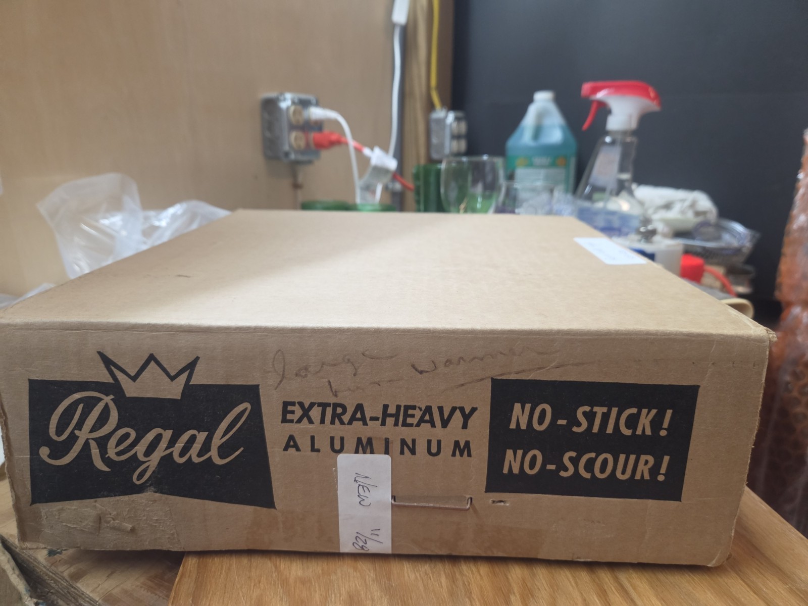 Regal 12.5 Inch Round Roaster 8023 New In Box! Teflon Coating!