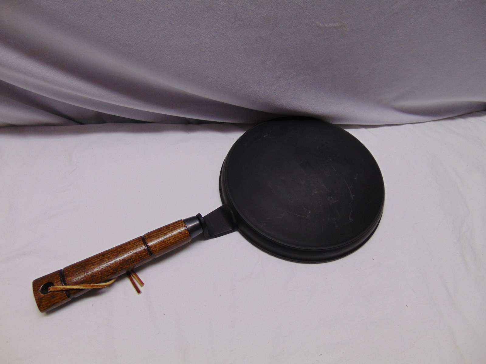 Vintage Nordic Ware Crepes ‘n Things Cast Aluminum Crepe Pan 17″ x 8.5″ wooden
