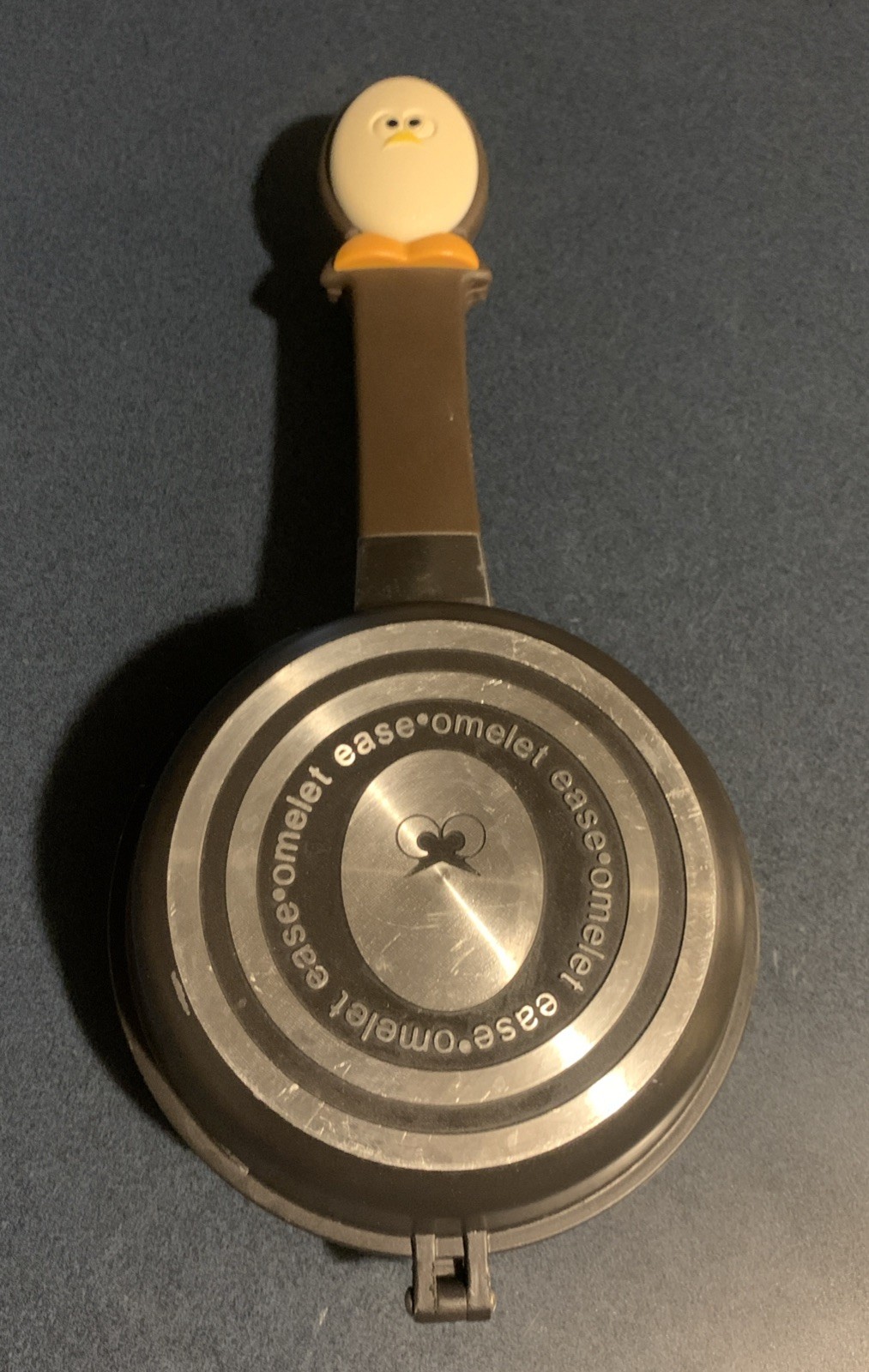 Joie Mini Omelet Ease Flippable skillet Single Serve, Easy Cooking And Clean Up