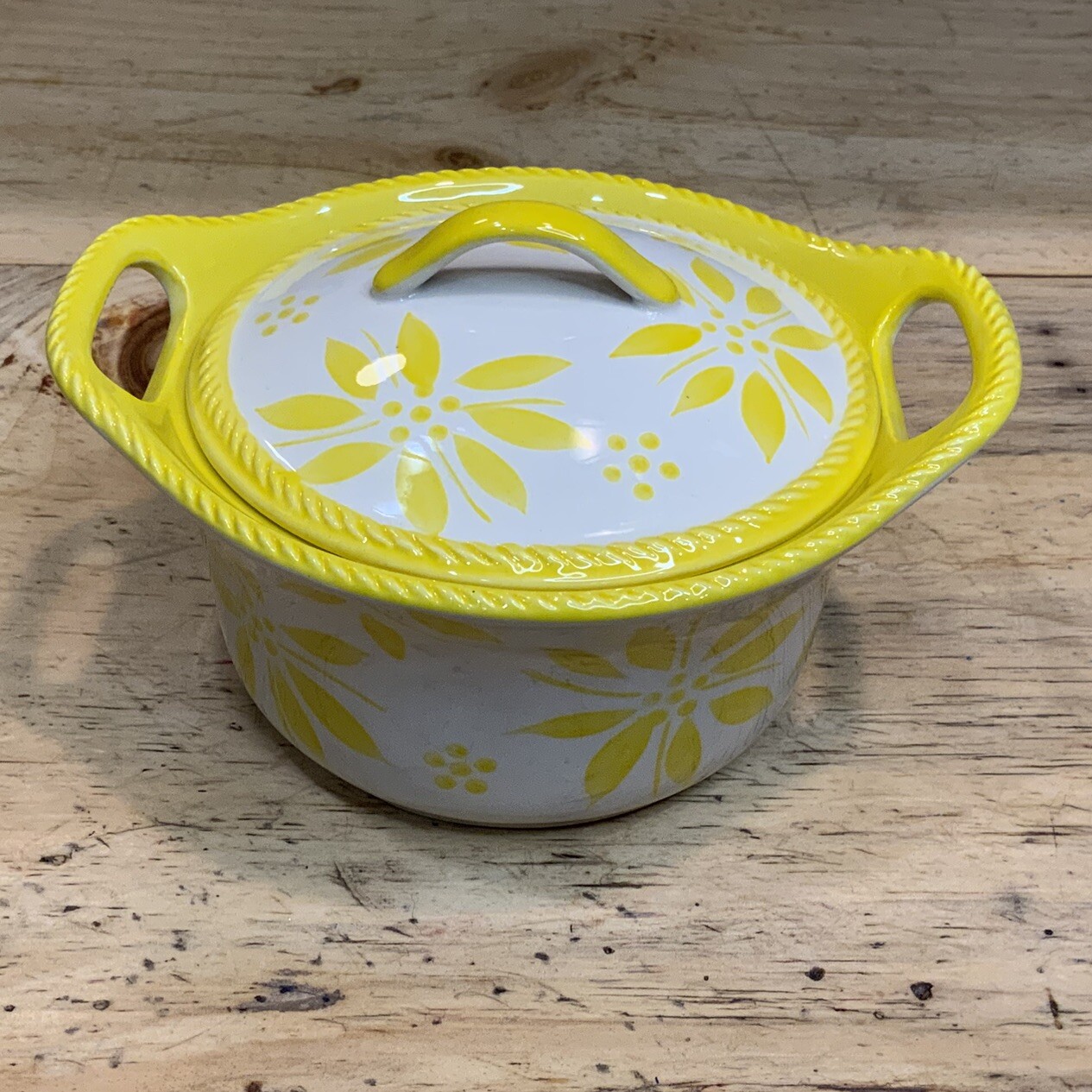 Temptations Old World Yellow Floral 16oz Mini Casserole Crock w/ Lid