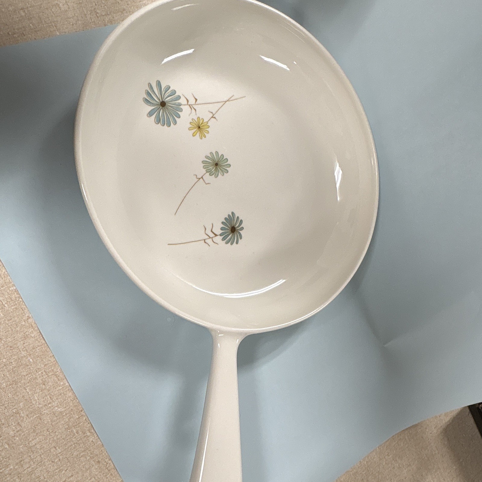 Corning Ware Informal Iroquois White Ceramic 10in Frying Pan, 400°F