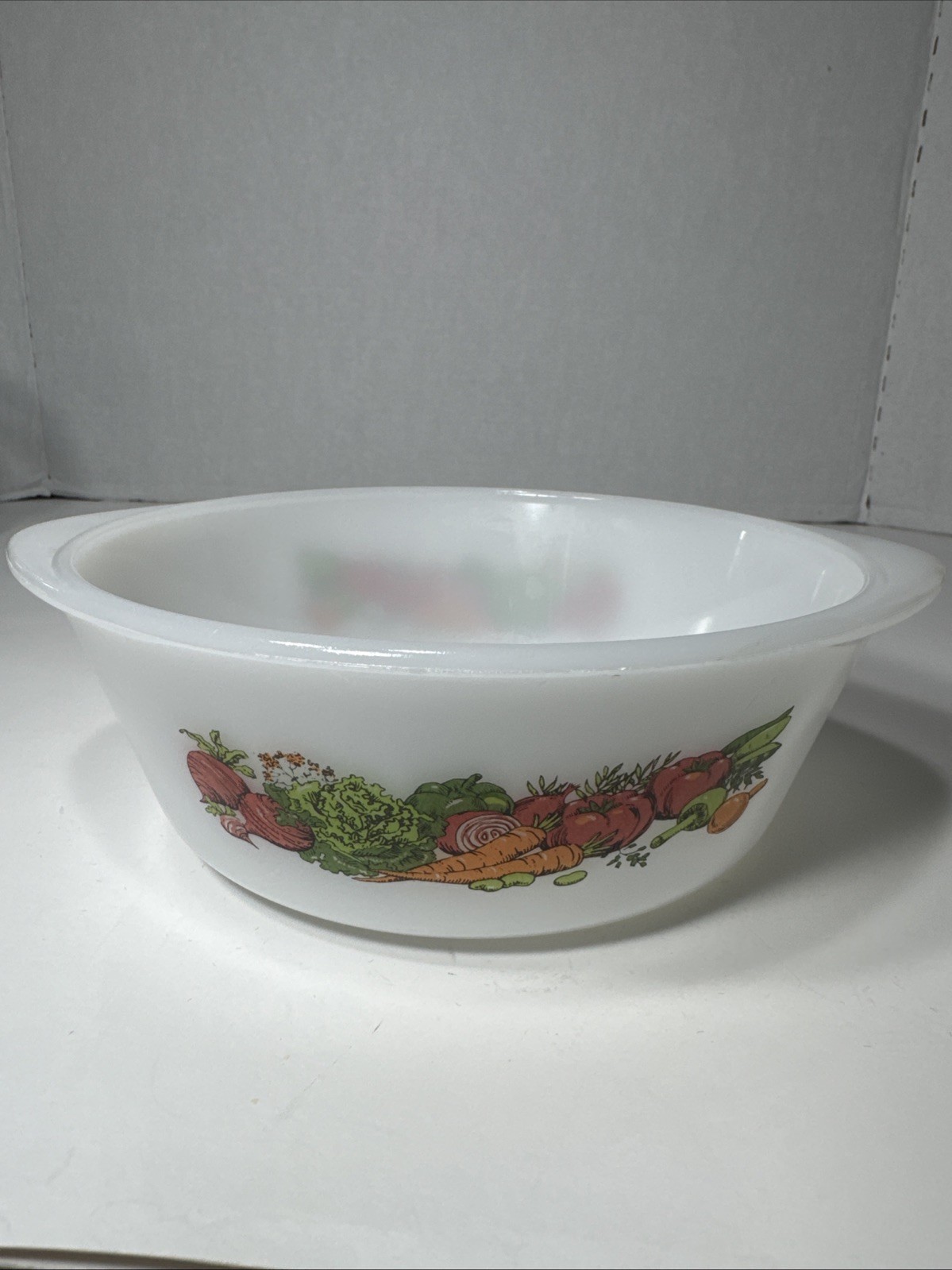 GLASBAKE VEGETABLE MEDLEY 1 QUART J510 CASSEROLE DISH NO LID