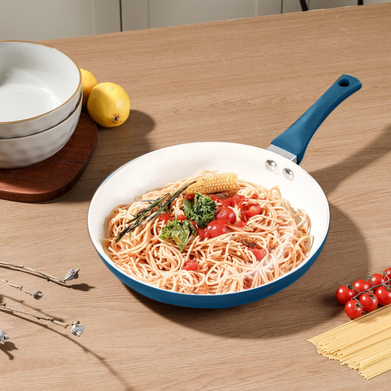 Mainstays Ceramic Aluminum Nonstick 12in Frypan Corsair