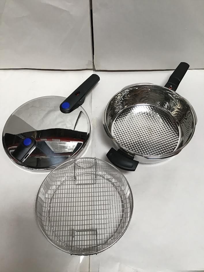 Fissler Pressure Skillet-Set of 4 Pcs. (10.2-in, 4.2 Quart) silver