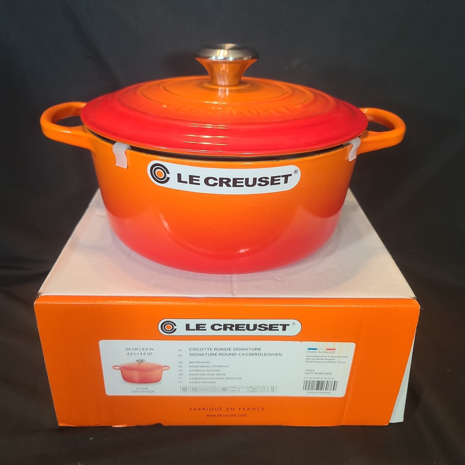 Le Creuset Signature Enameled Cast Iron Round Dutch Oven 24 CM 4.5 Quart –Flame
