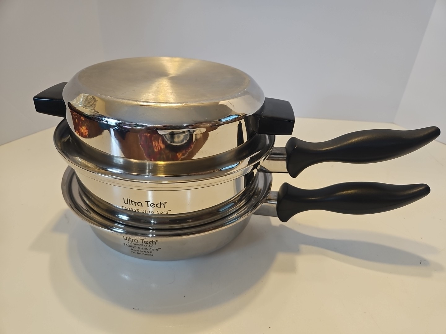 Three Piece Carico Ultra-Tech Ultra Core Stainless Steel 1.5 Qt Pan With Lid