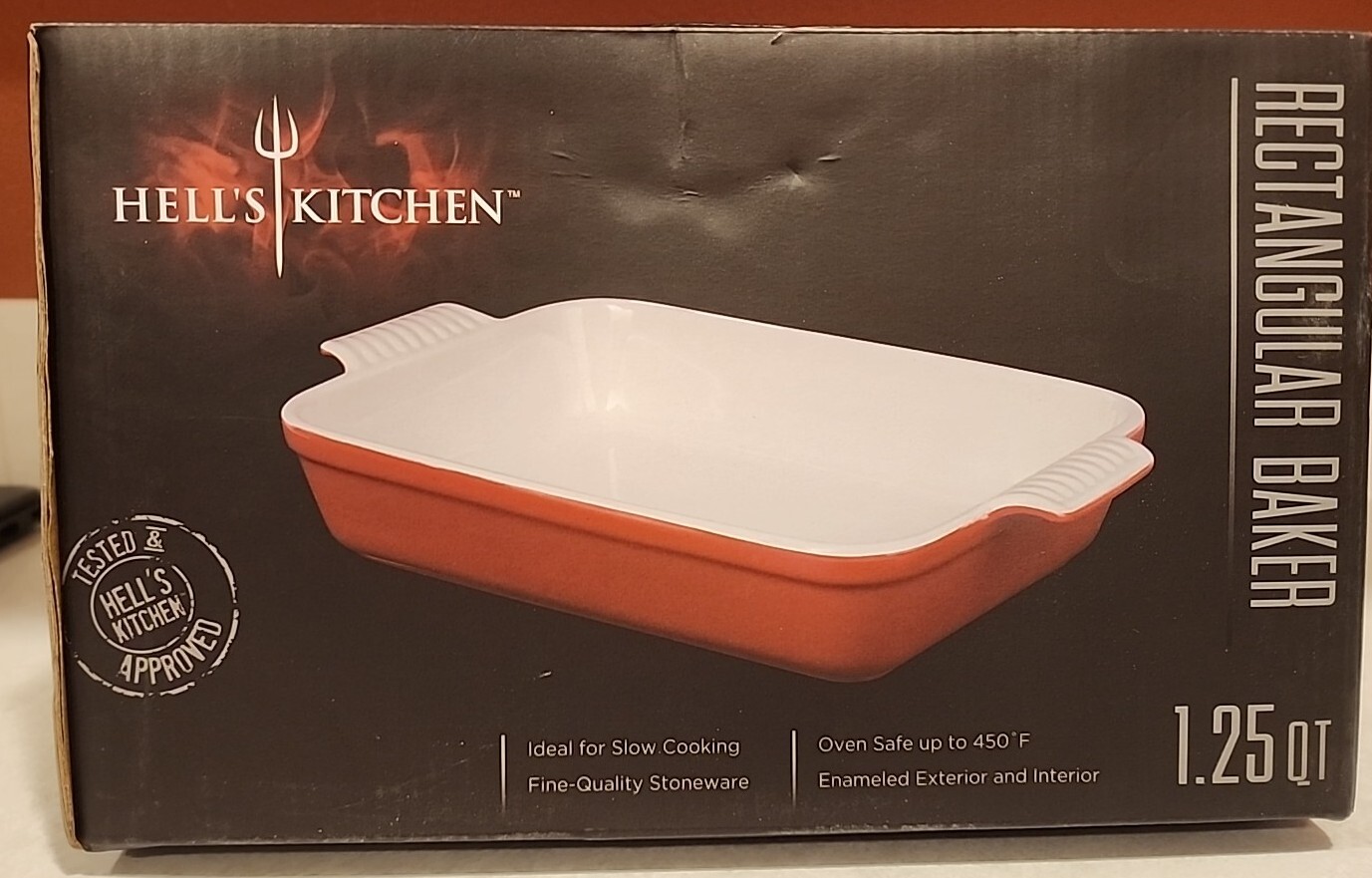 HELL’S KITCHEN STONEWARE RECTANGLE BAKER “RED” IN BOX! 1.25 QT ENAMELED! Ramsay
