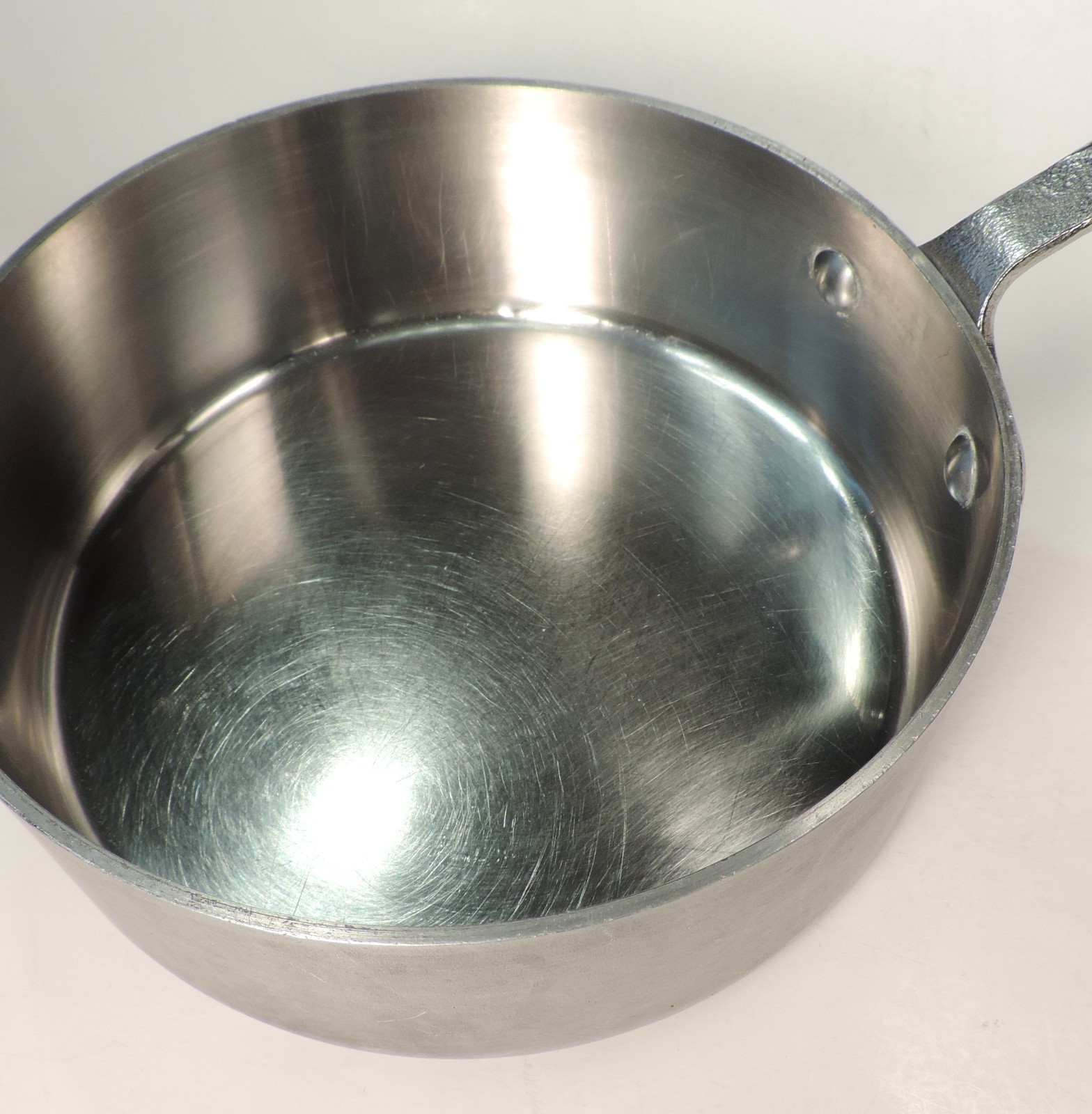 ALL-CLAD MASTER CHEF 2 1/2 QT SAUTE PAN (SAUCE PAN) (NO LID)