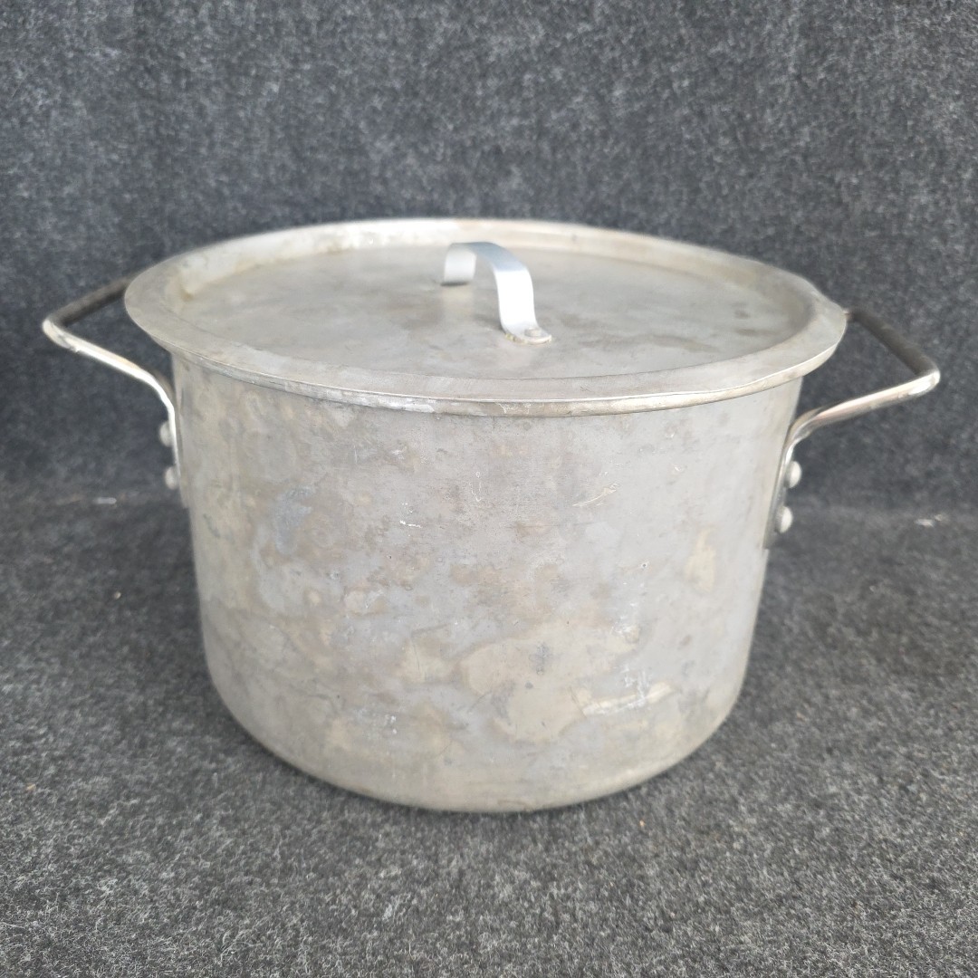 Vintage Mirro Aluminum 9 Qt. Stock Pot w/lid, USA made. Kitchen Wear Cook Wear