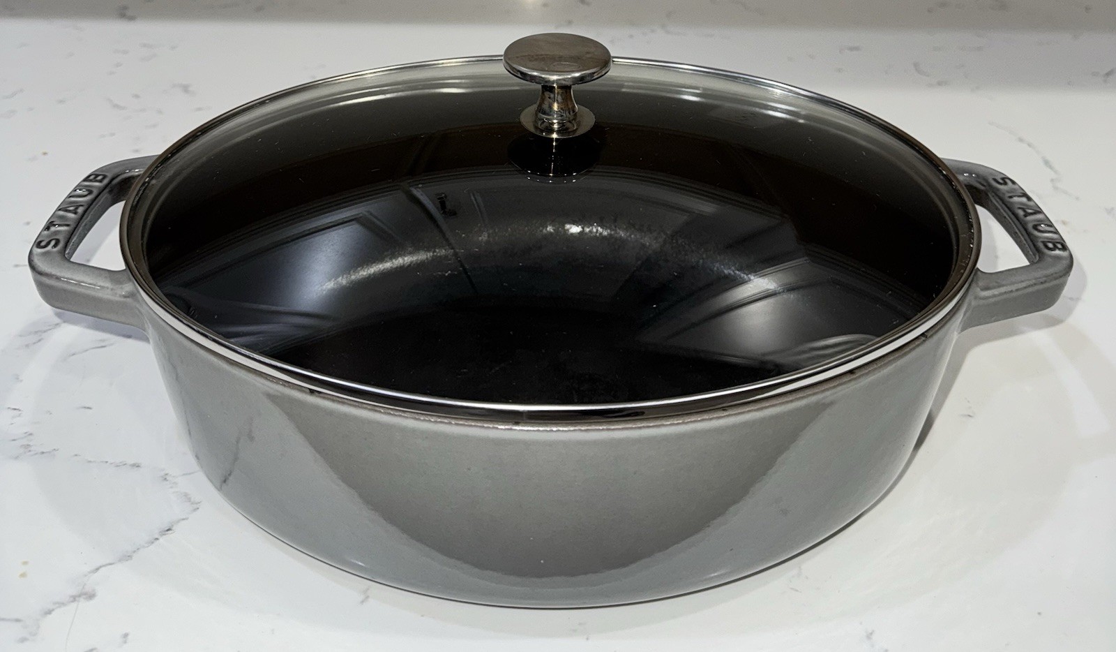Staub France #29 4 Quart Gray Oval Roaster With Glass Lid