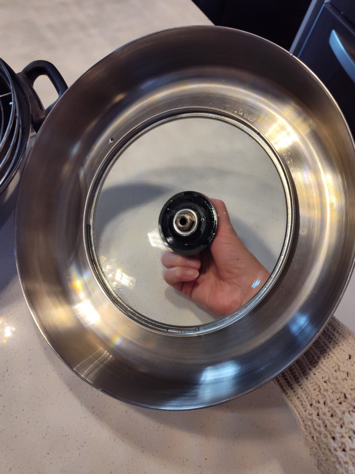 Ultrex 2 Convection Pan Model 11373 Steam Vent Knob, wire rack, non-stick