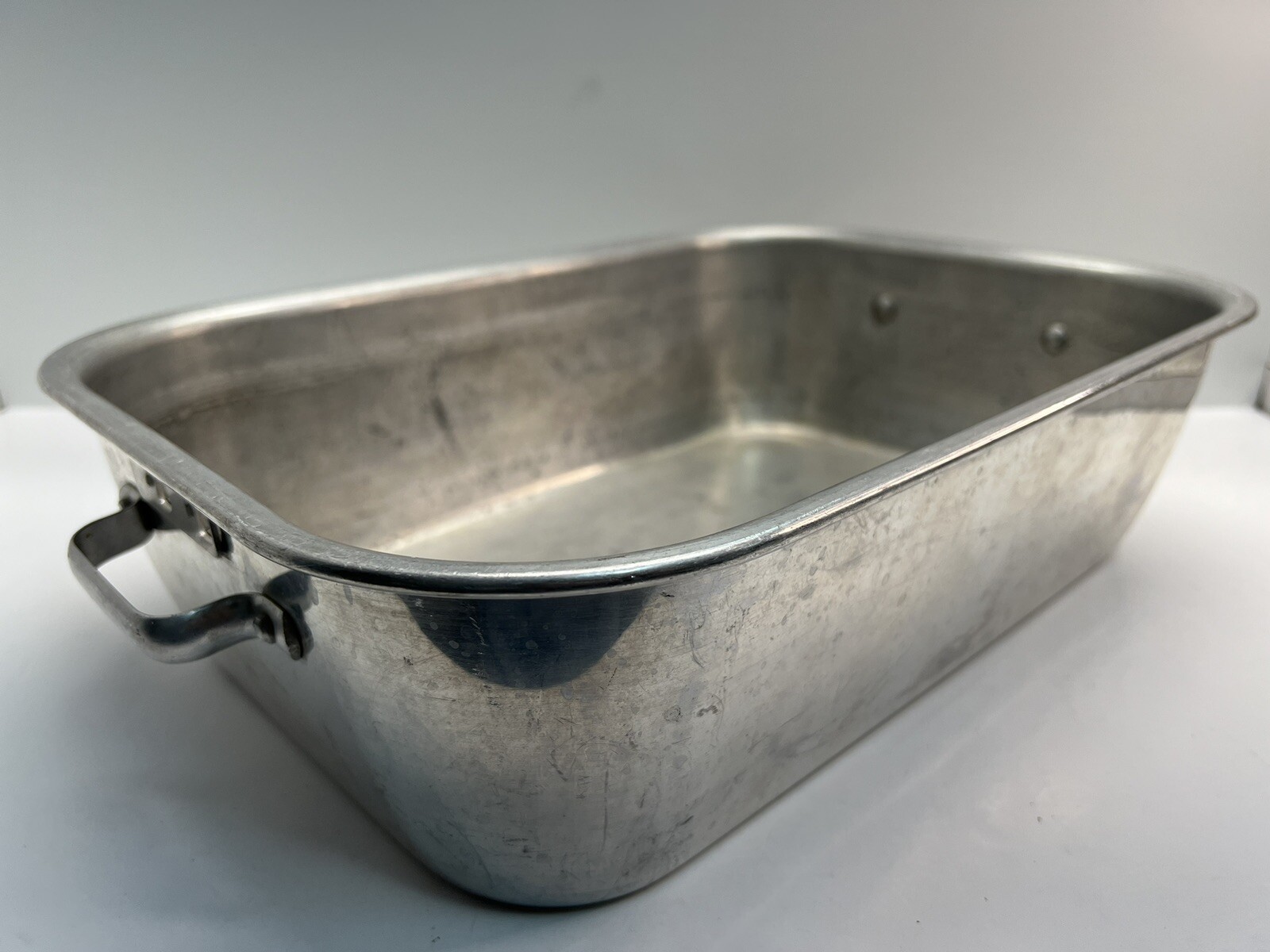 Wear Ever Roaster 15.5x11x4 Aluminum Roasting Pan Dutch Oven Dome Lid Cover 818