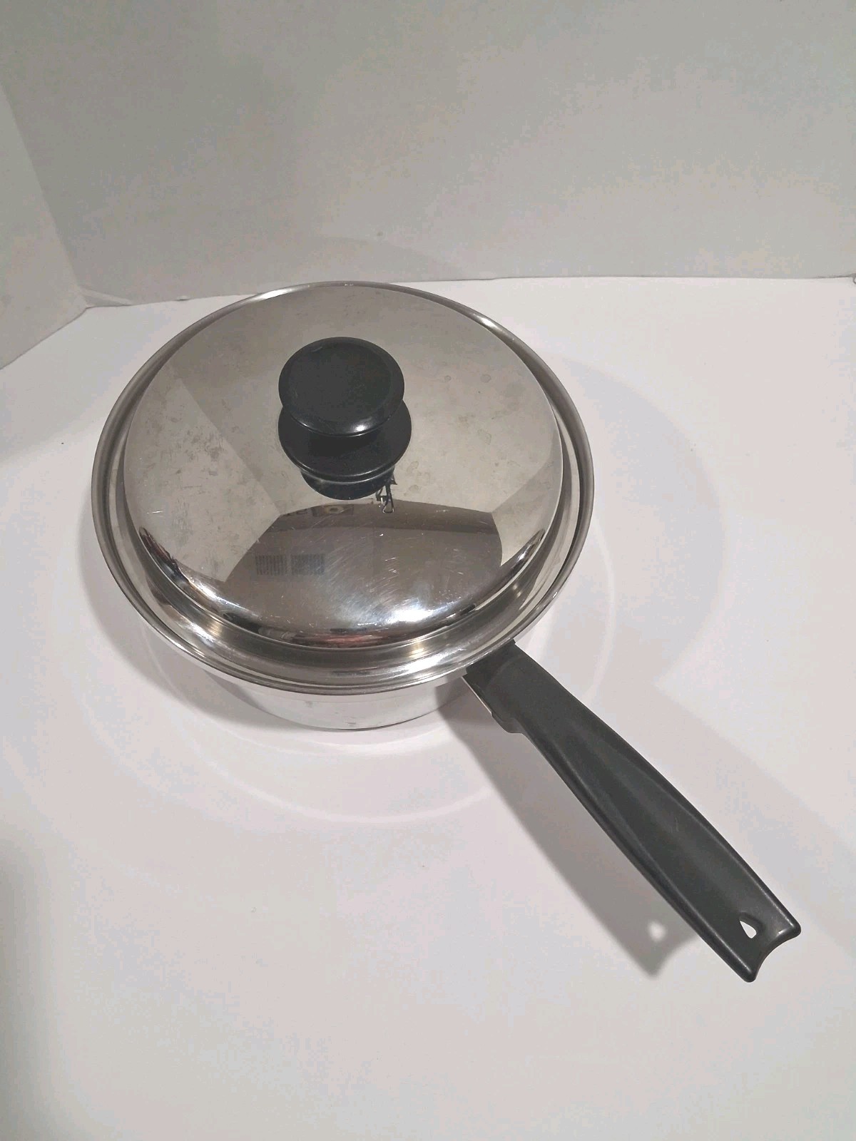 Maxam 2000 Multi Ply Surgical SS Cookware 2.5 Quart Waterless Sauce Pan Lid