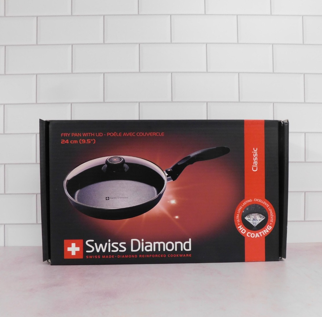 Swiss Diamond Classic HD Nonstick Fry Pan with Glass Lid, 9.5 Inch – NEW