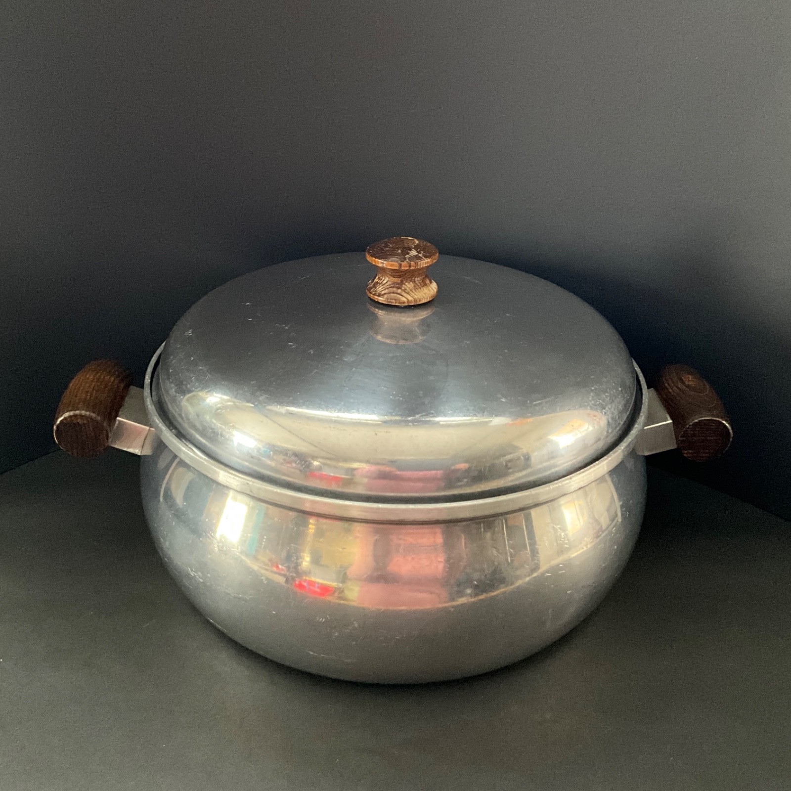 SEARS Vintage Cookware Wood Handles Nonstick Stockpot 605-1008 / 10.5”W x 4.5”H