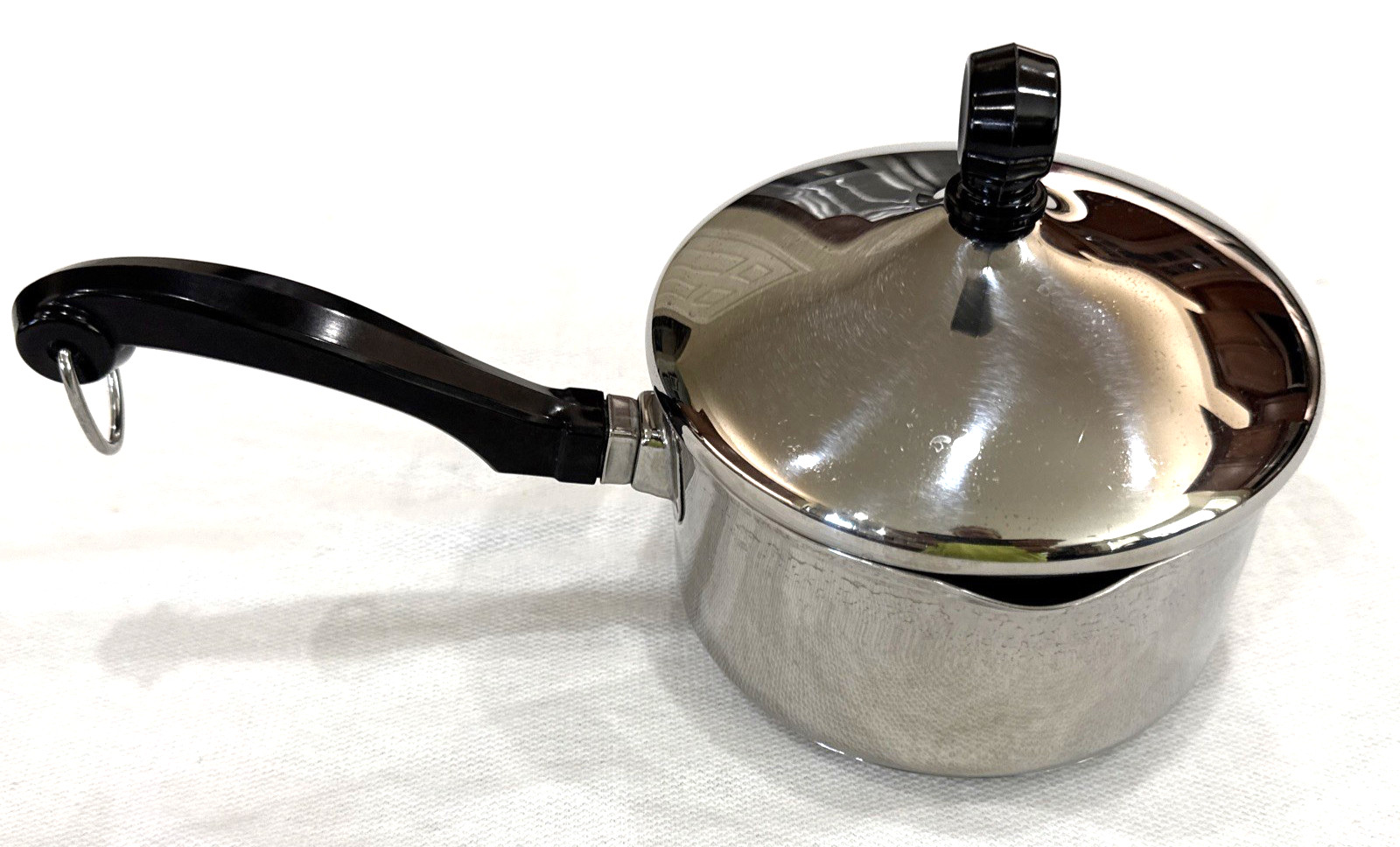 FARBERWARE 1qt 18/10 Stainless Steel Sauce Pan Double Pour Spouts w/ Strain Lid