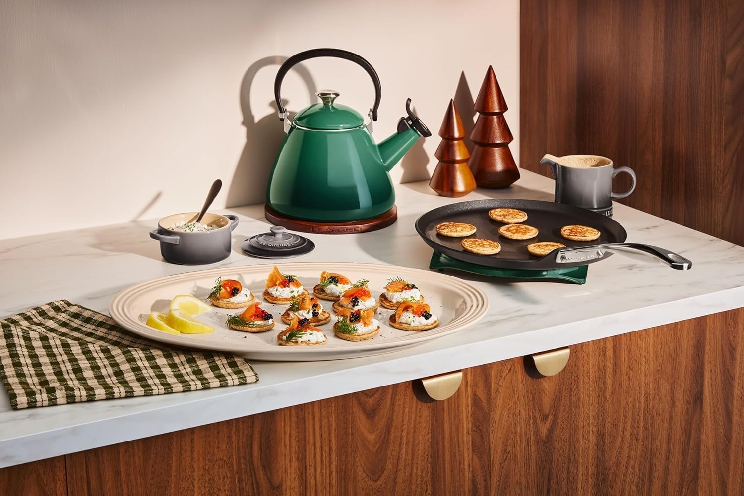 Le Creuset Toughened Nonstick PRO Crepe Pan with Rateau, 11″ NEW
