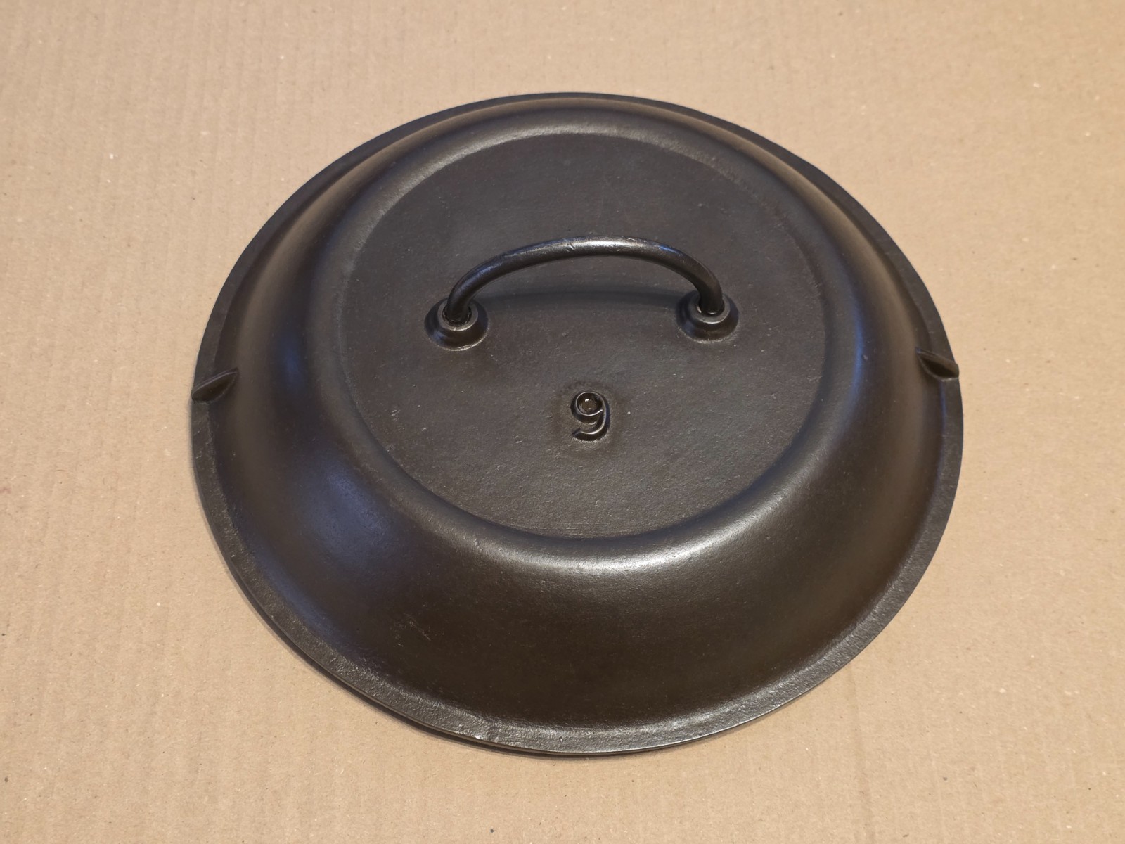 Antique 1910s-30s Unmarked Lodge Cast Iron lid for Dutch oven