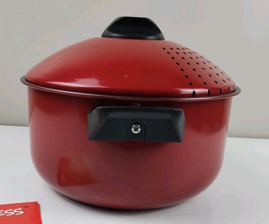 Pasta Express One (1) Red 2 Qt Non-Stick Pasta Pot With Locking Strainer Lid