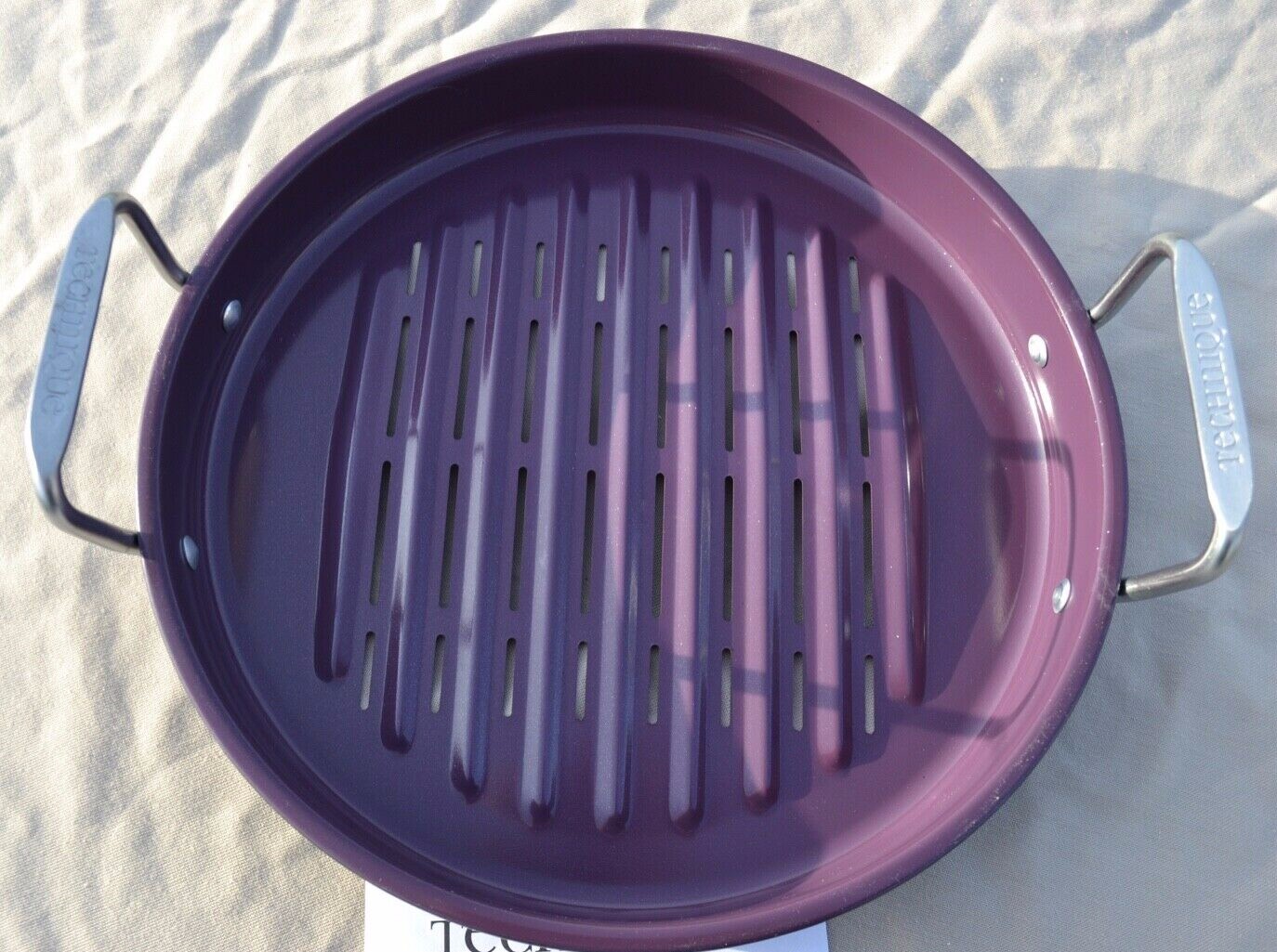 Technique 12″ Round BBQ Pan with Ceramic Non Stick – Eggplant