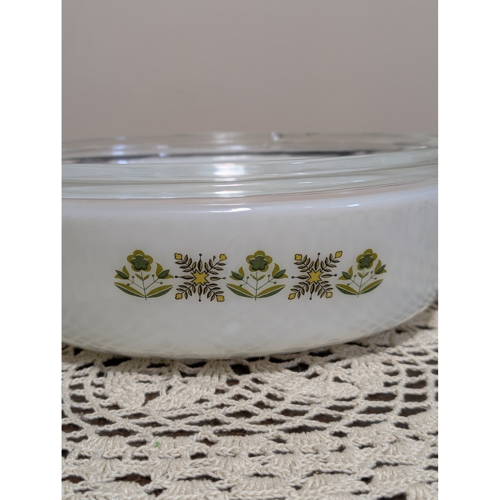 Vintage Anchor Hocking Fire-King Casserole Dish 1.5 QT green Meadows Floral