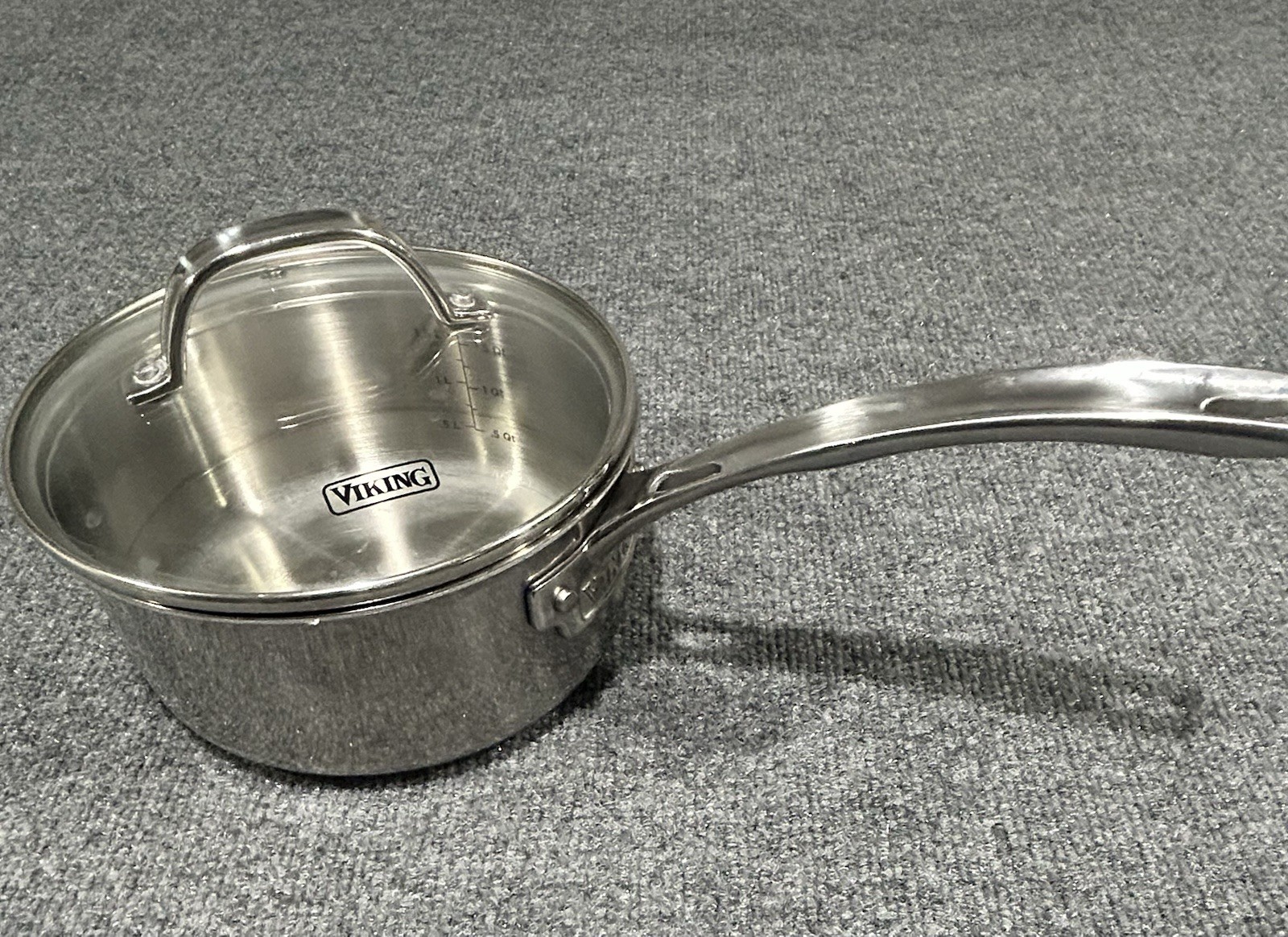 Viking 2.25 Qt Saucepan 3-Ply Stainless Steel w Lid Induction Ready 40011-3022