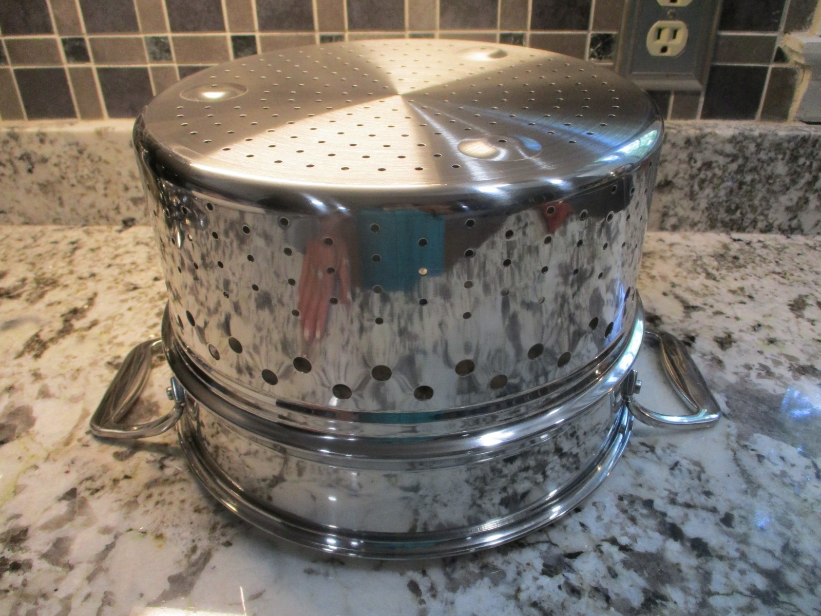 All-Clad Stainless Steel Steamer Insert Pan for 10 Quart Stock – Excellent