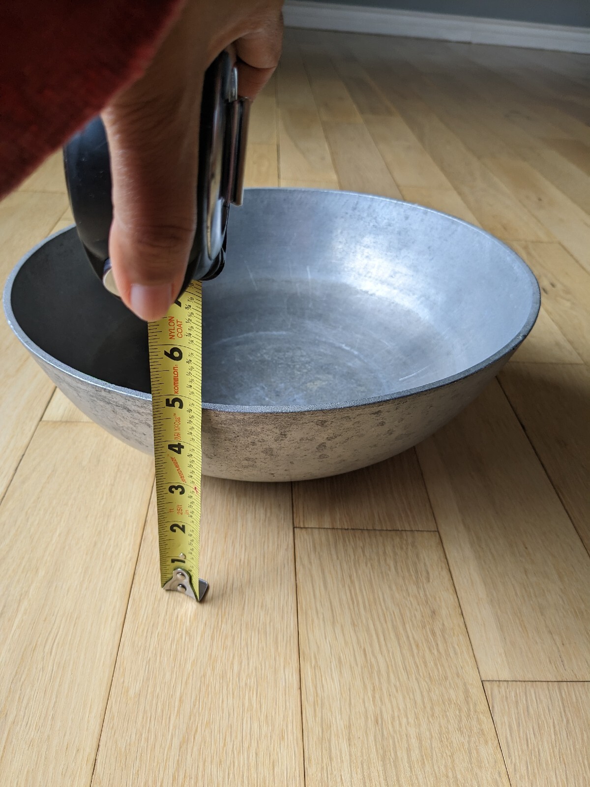 Contemporary Hard Anodized Solid Heavy Guage Aluminum Wok 6 Qt. 2.4 lb. 13x5x.5″