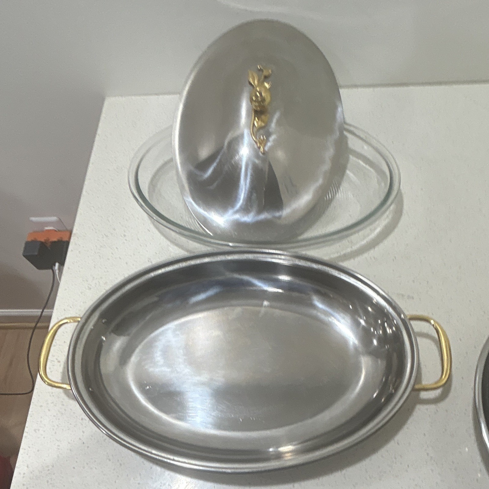 Stainless Steel Oval Saute Pan w/ Lid, Double Handles, Gold-Tone, 16 in