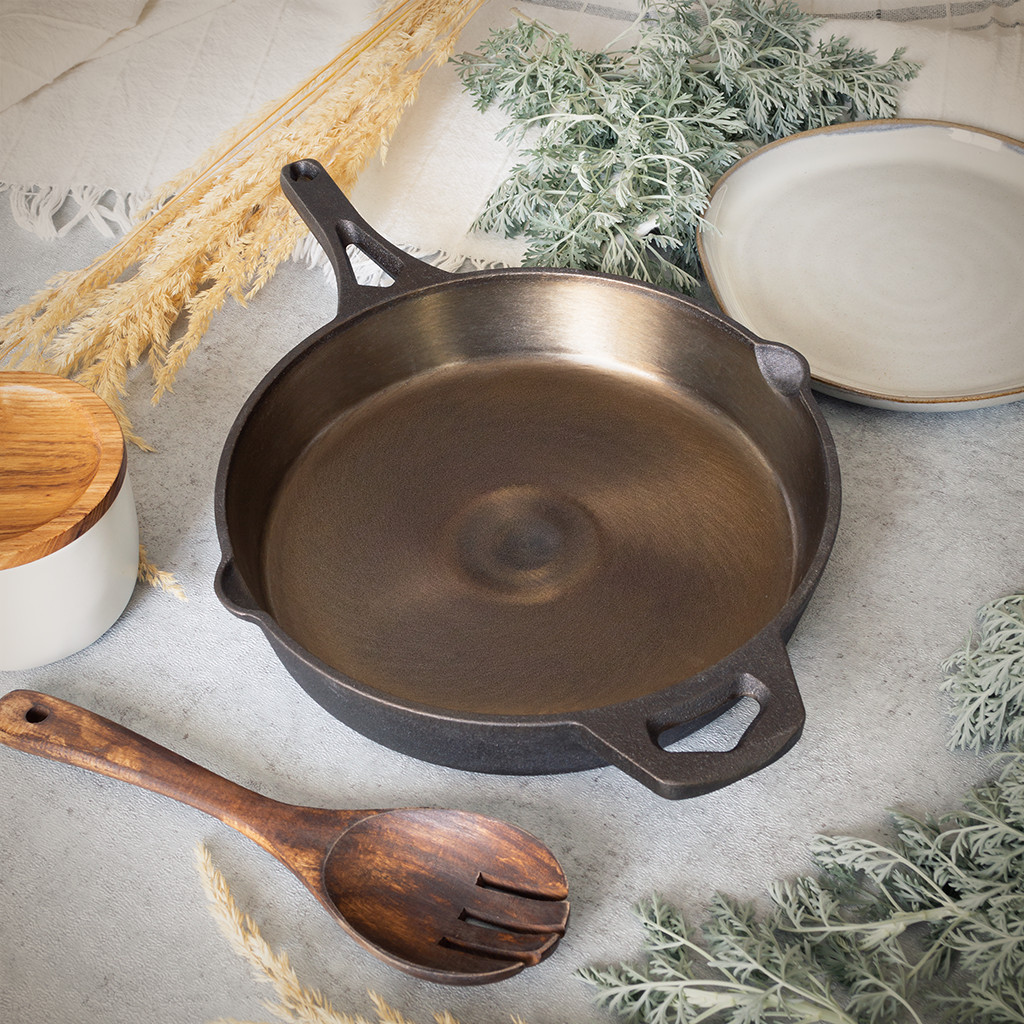 Backcountry Iron Smooth Wasatch Pre-Seasoned Round Cast Iron Skillet