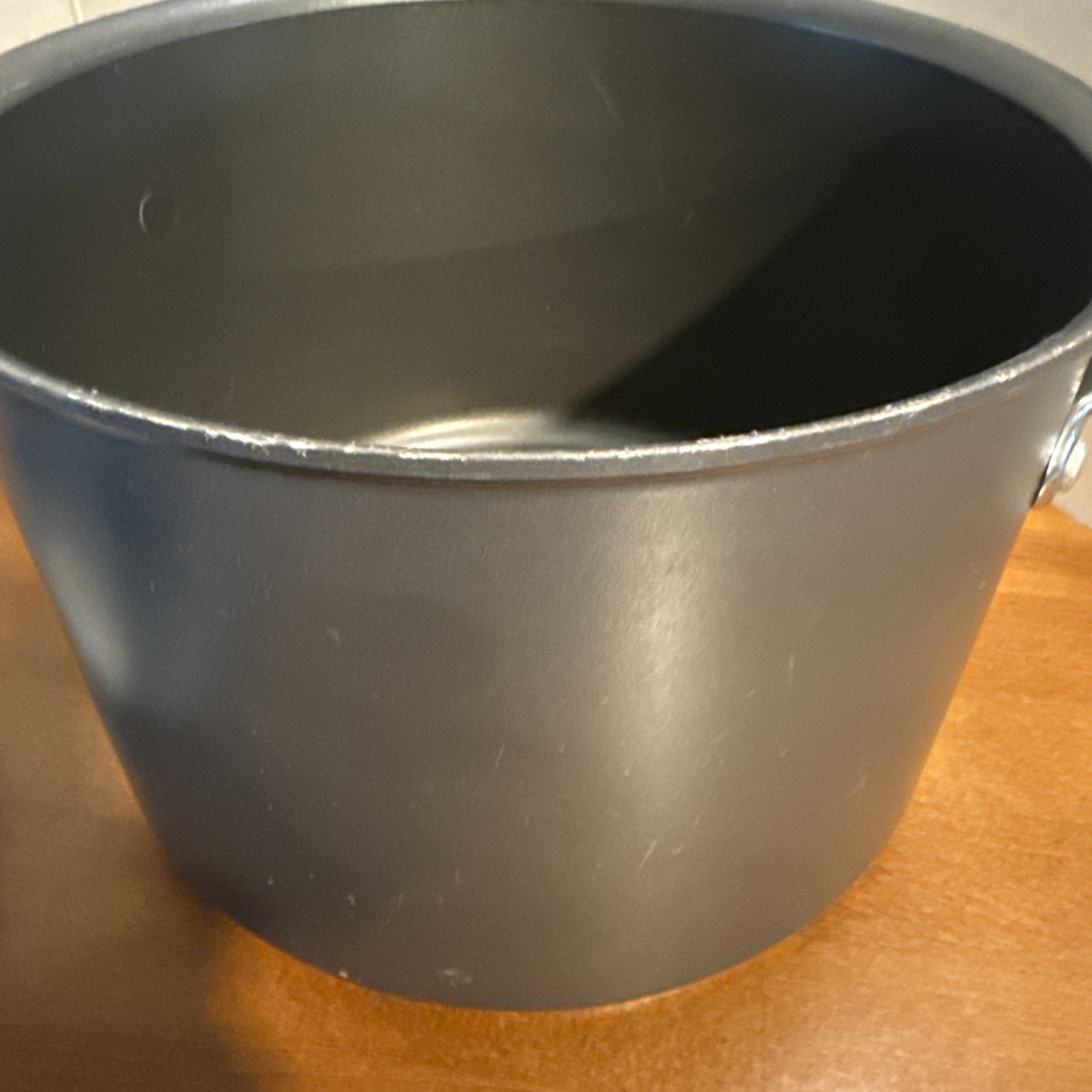 Breville 8 qt Quart Thermal Pro Hard-Anodized Stock Pot & Stainless Lid